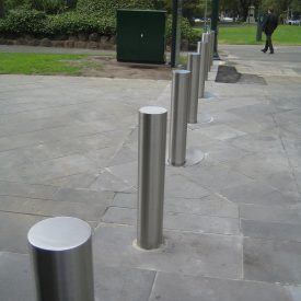 Automatic pneumatic bollards | Leda Security Products